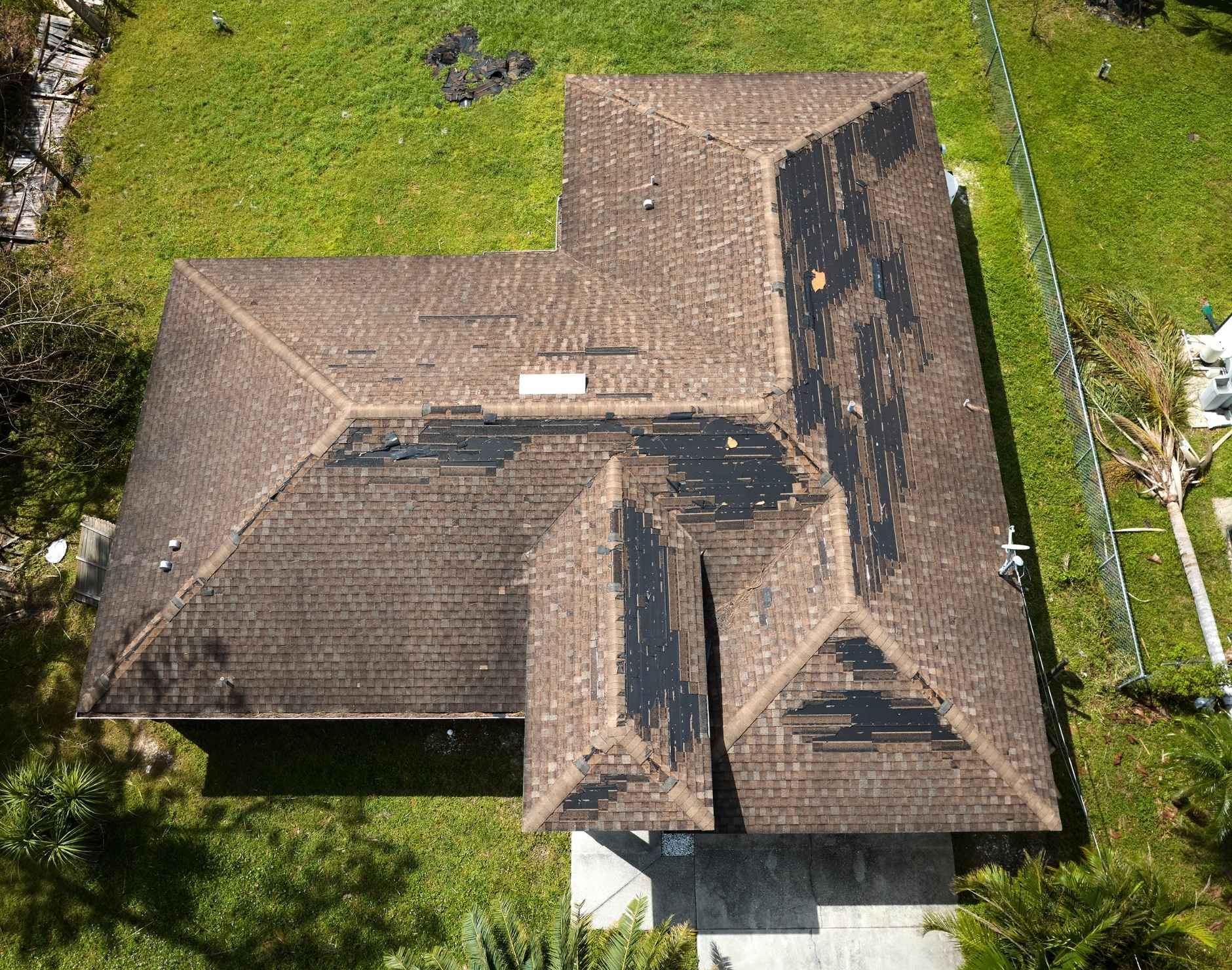 What to document 72 hours after storm damage to your Tequesta roof.