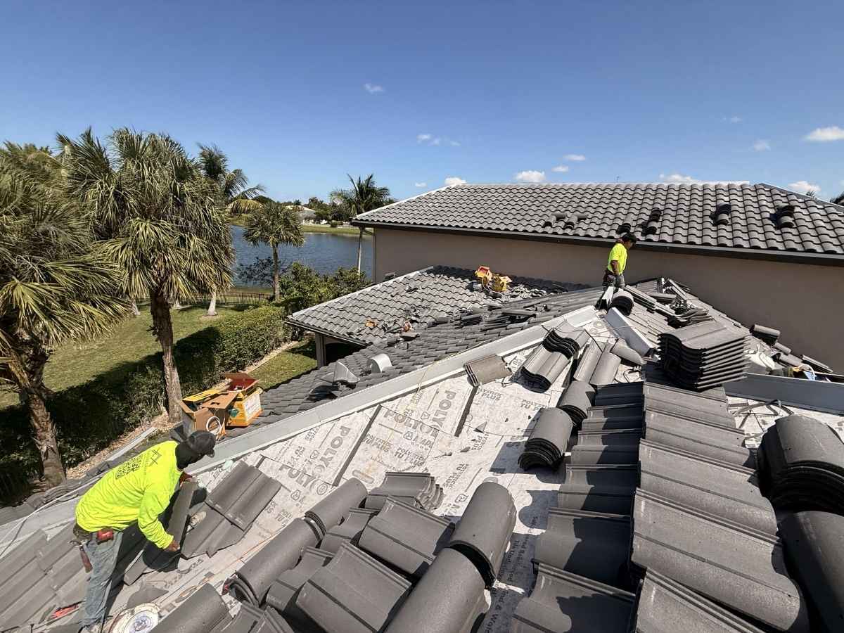 Best Tile roofing services in Tequesta, Florida