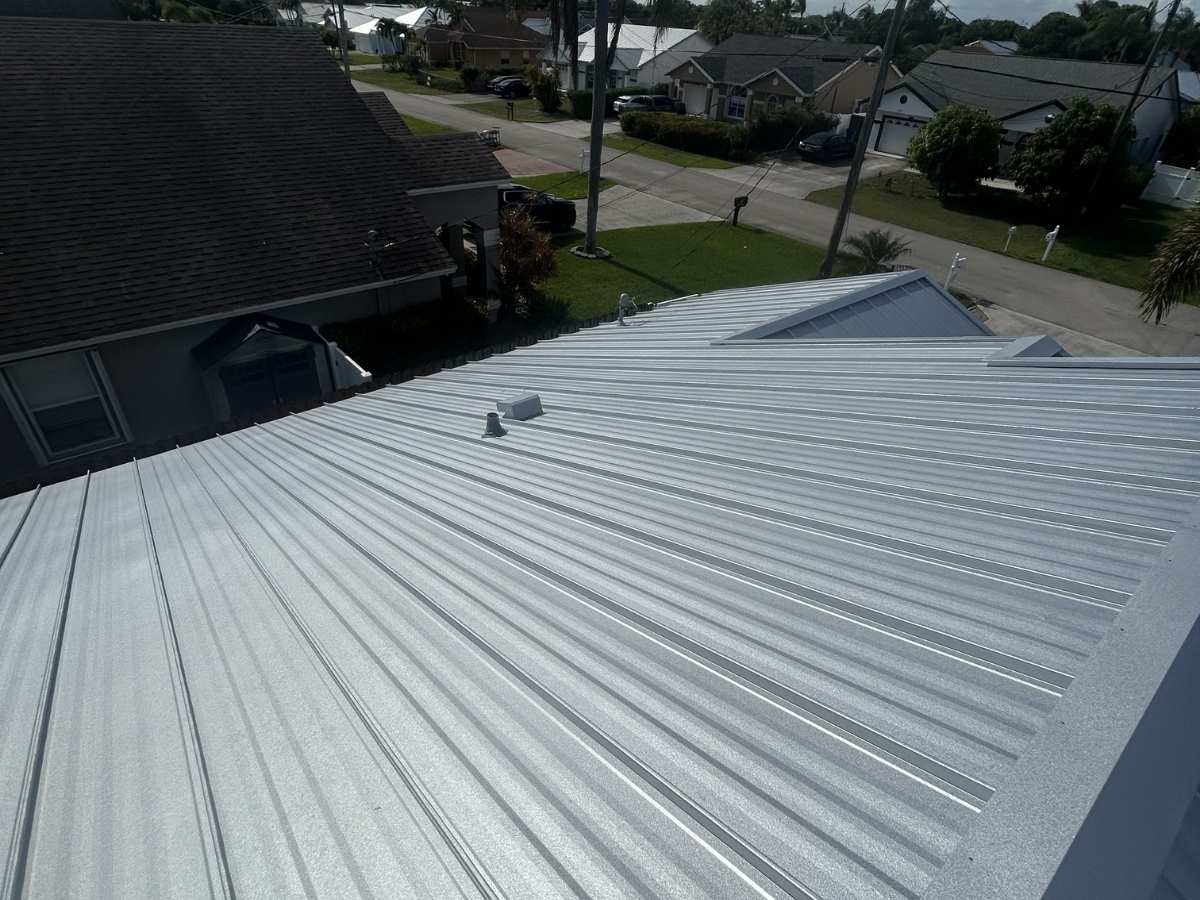 Standing seam metal roofing — Tequesta Florida home